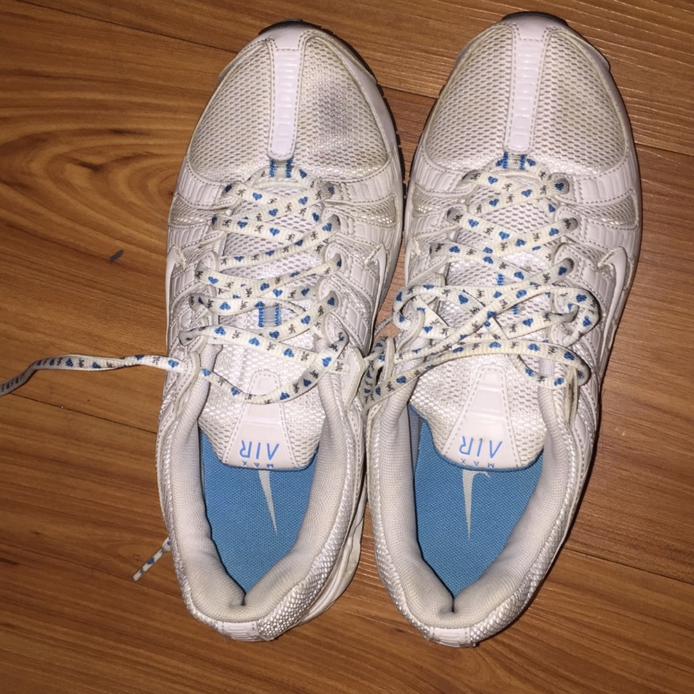 Nike - Picture 4 of 4